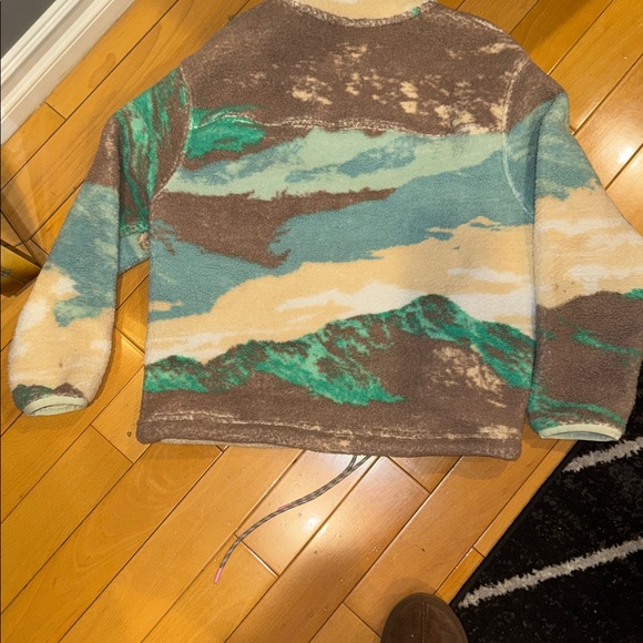 Levi's Turtleneck Sweater in Brown, Green, and Cream - Picture 3 of 6